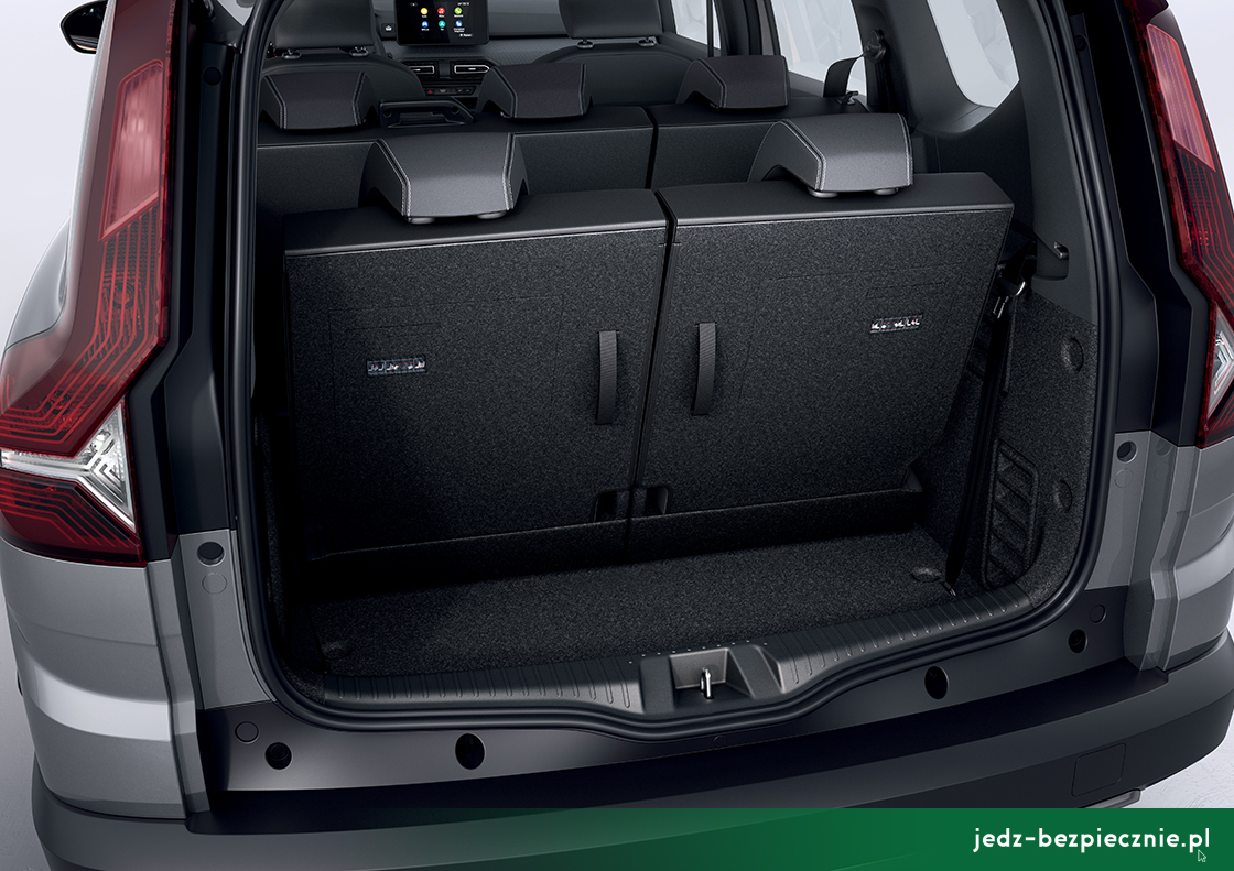 Premiera tygodnia - Dacia Jogger - bagażnik wersji 7-osobowej